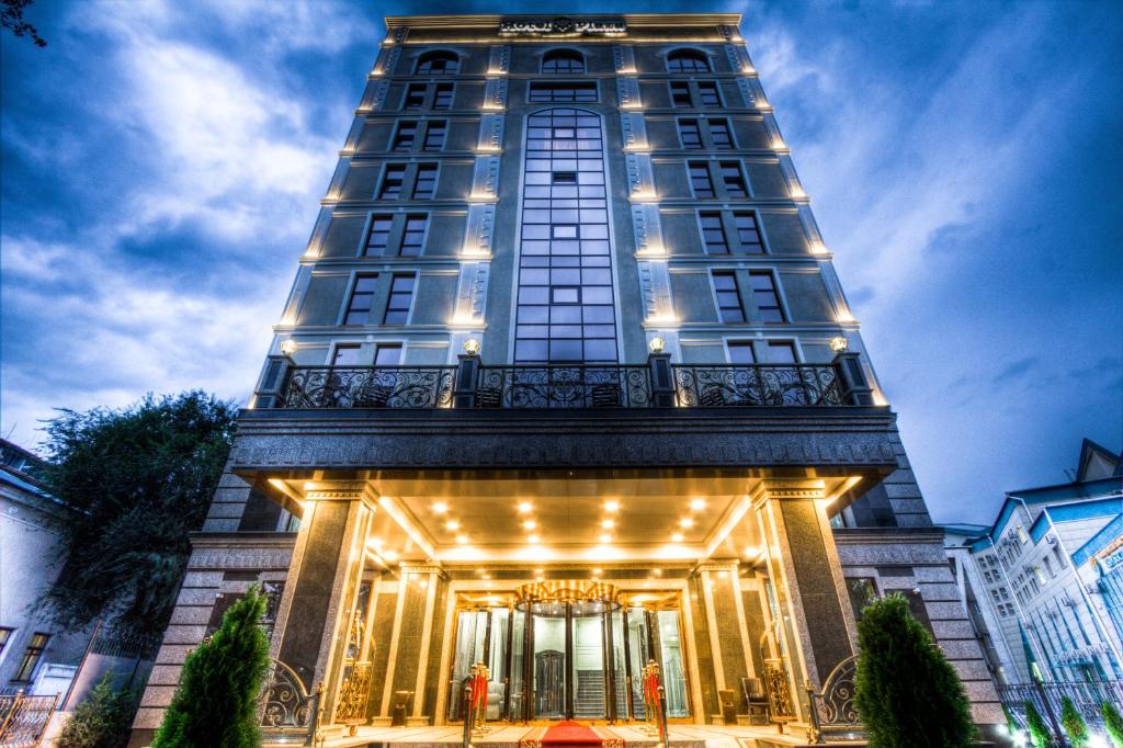 hotel-img